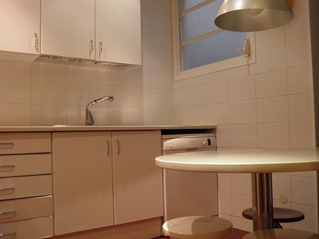 Suitur Courtyard Apartment Барселона Екстер'єр фото